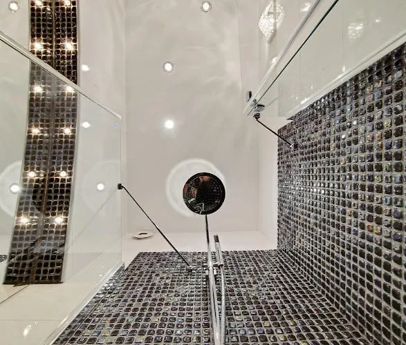 Tessa Jagiellonska דירה *